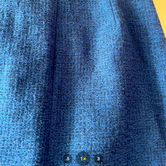 Brand new Banana Republic stylish fancy elegant knee length skirt. - Picture 6 of 9